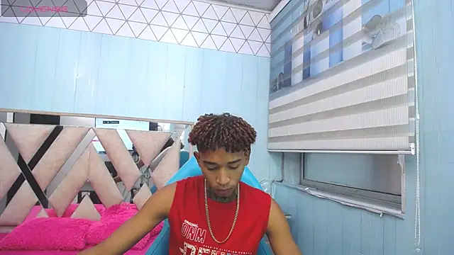 sexy blacks  online show from January 20, 2025, 11:24 am