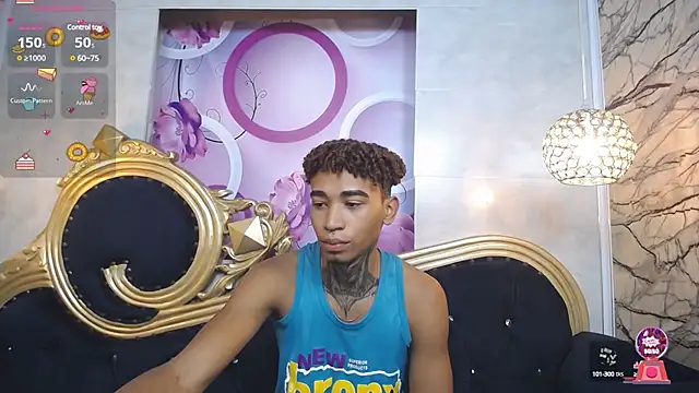 sexy blacks  online show from January 22, 2025, 11:34 am