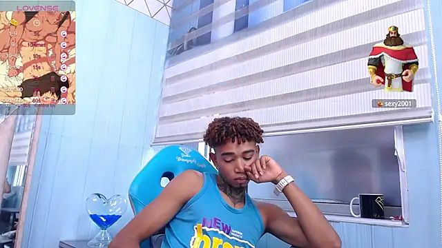 sexy blacks  online show from February 10, 2025, 2:59 pm