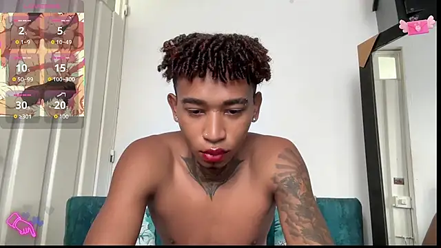 sexy blacks  online show from October 20, 2025, 12:49 pm