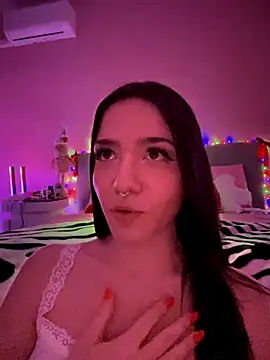 Snapshot of ShannonShanny chatting on November 30, 2025, 2:21 pm ShannonShanny online show from November 30, 2025, 2:21 pm