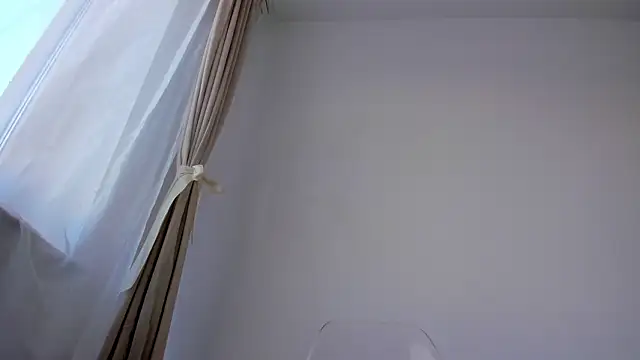 angeloflovee online show from February 27, 2026, 6:02 am