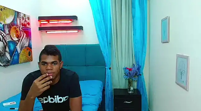 Snapshot of master_monstercock_ chatting on March 11, 2025, 2:43 am master monstercock online show from March 11, 2025, 2:43 am