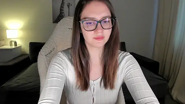 Sonia moon  online show from March 2, 2025, 5:23 am