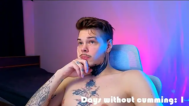 DENIS HERE online show from February 19, 2026, 9:44 pm