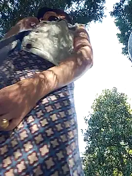 Snapshot of Exhibitionsplit chatting on October 18, 2025, 10:16 am Exhibitionsplit online show from October 18, 2025, 10:16 am