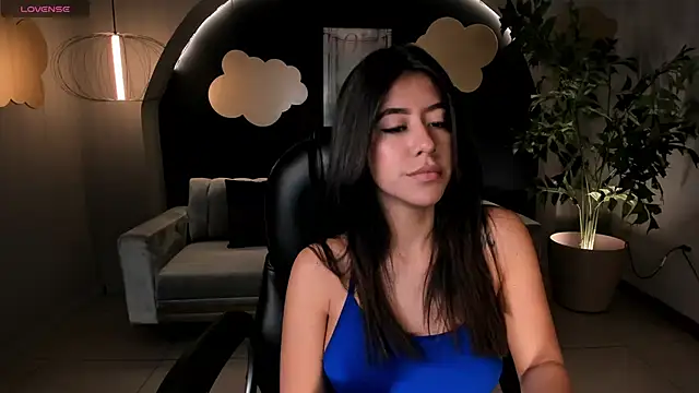 SussanElliot online show from February 18, 2025, 7:19 pm