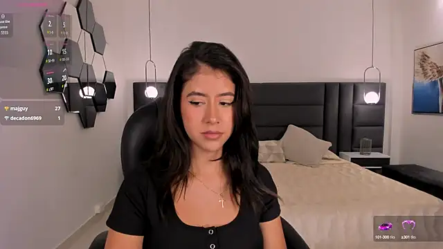 SussanElliot online show from September 10, 2025, 10:04 am