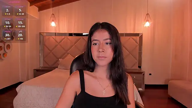 SussanElliot online show from October 1, 2025, 9:48 am