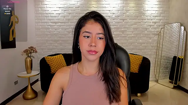 SussanElliot online show from October 15, 2025, 9:53 am