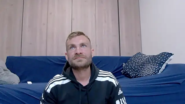 10in deluxe online show from October 18, 2025, 6:52 pm