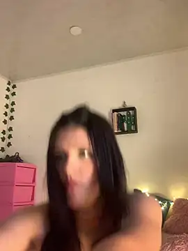 violet-333 online show from January 27, 2025, 9:22 pm