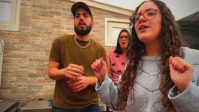 Snapshot of barfantasy chatting on February 2, 2026, 9:52 am barfantasy online show from February 2, 2026, 9:52 am