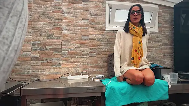 Snapshot of barfantasy chatting on February 14, 2026, 10:56 am barfantasy online show from February 14, 2026, 10:56 am