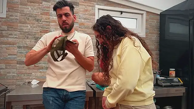 Snapshot of barfantasy chatting on February 23, 2026, 10:01 am barfantasy online show from February 23, 2026, 10:01 am