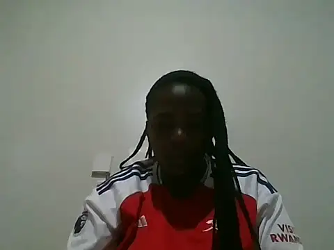 Liqueeny online show from September 18, 2025, 2:52 pm
