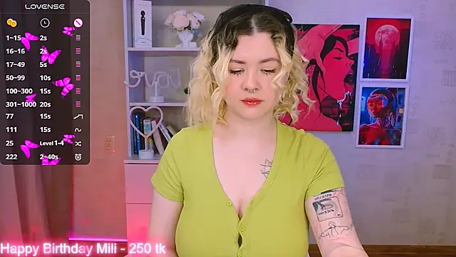 cutie mili online show from January 25, 2025, 3:19 am