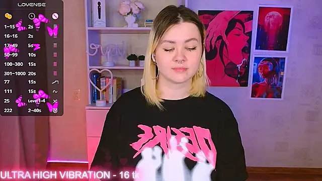 cutie mili online show from February 6, 2025, 2:04 pm