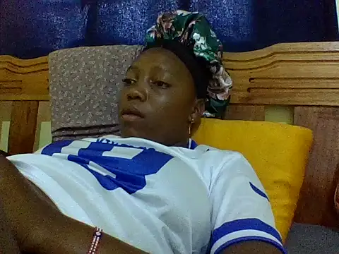 Snapshot of verginpussy01 chatting on February 5, 2026, 5:23 am verginpussy01 online show from February 5, 2026, 5:23 am