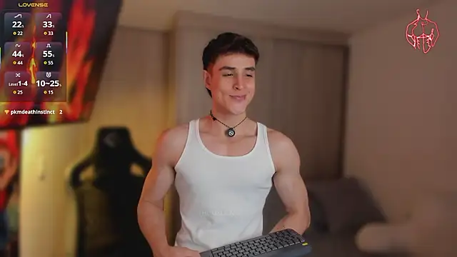 Snapshot of thomklein chatting on February 27, 2026, 7:58 pm thomklein online show from February 27, 2026, 7:58 pm