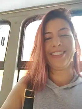 scarlett moore online show from November 1, 2025, 3:03 pm