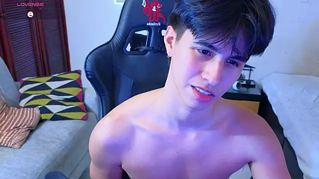 Snapshot of carl_dixon chatting on September 18, 2025, 9:17 pm carl dixon online show from September 18, 2025, 9:17 pm