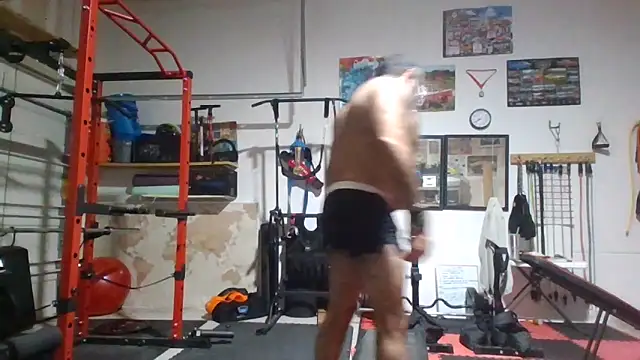 chainjulious online show from April 16, 2026, 12:39 pm