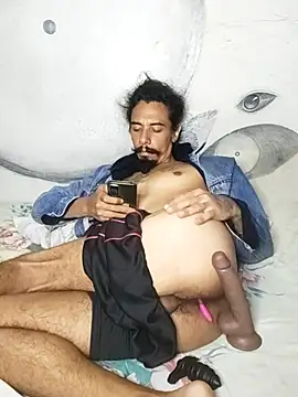 iirgastam3 online show from February 12, 2025, 11:30 pm