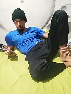 iirgastam3 online show from April 24, 2026, 11:51 pm