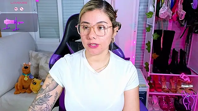 Snapshot of Tawny_cox chatting on January 13, 2025, 4:41 pm Tawny cox online show from January 13, 2025, 4:41 pm