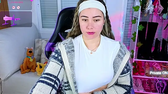 Snapshot of Tawny_cox chatting on January 23, 2025, 10:11 am Tawny cox online show from January 23, 2025, 10:11 am