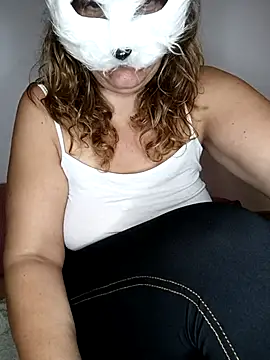 Snapshot of docelima chatting on October 13, 2025, 9:09 am docelima online show from October 13, 2025, 9:09 am