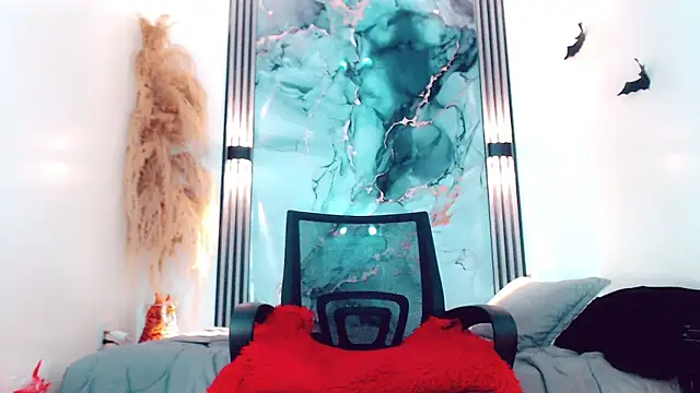 hilary rodriguez online show from September 12, 2025, 7:03 pm