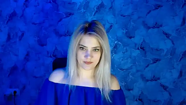 Snapshot of nika_gold1 chatting on March 15, 2025, 2:55 pm nika gold1 online show from March 15, 2025, 2:55 pm
