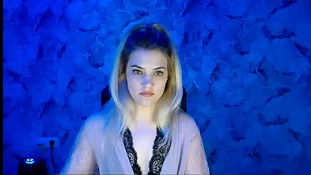 nika gold1 online show from December 14, 2025, 7:40 pm