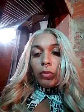 transgirl26 online show from February 6, 2026, 2:05 am