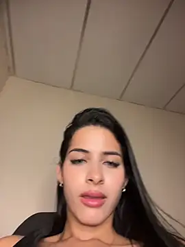 violetta-brown1 online show from April 11, 2026, 7:56 am