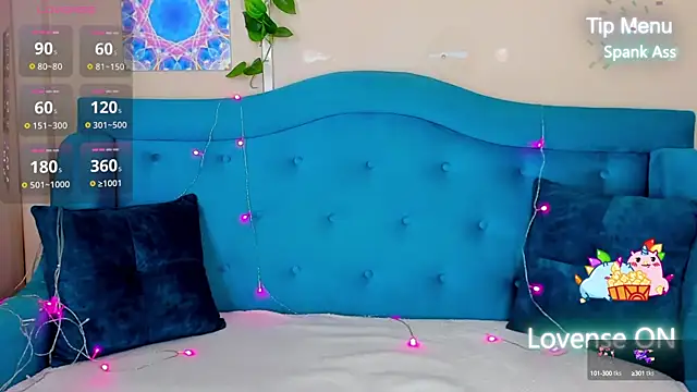 MilliStrii online show from October 4, 2025, 1:36 am