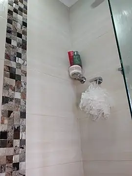 Lia Hurley online show from March 29, 2026, 5:02 pm