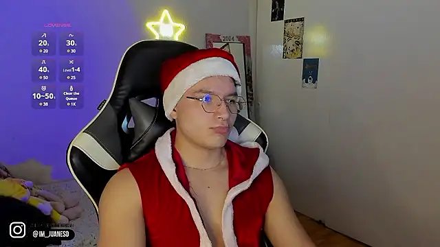 Snapshot of AustinSummerr chatting on December 4, 2024, 1:09 pm AustinSummerr online show from December 4, 2024, 1:09 pm