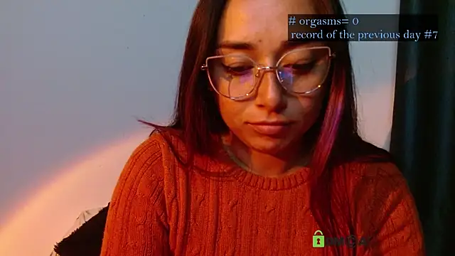 Snapshot of Hot_Candy_ chatting on September 28, 2025, 3:45 am Hot Candy online show from September 28, 2025, 3:45 am