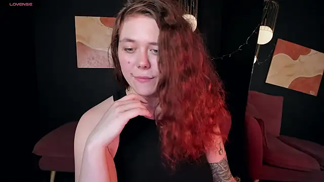 Snapshot of SophiePure chatting on January 26, 2025, 11:50 pm SophiePure online show from January 26, 2025, 11:50 pm