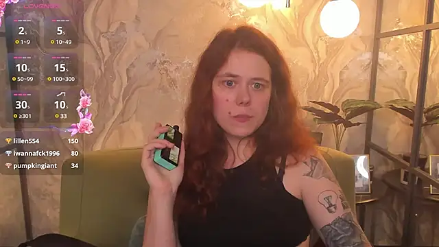 Snapshot of SophiePure chatting on March 10, 2025, 2:39 am SophiePure online show from March 10, 2025, 2:39 am