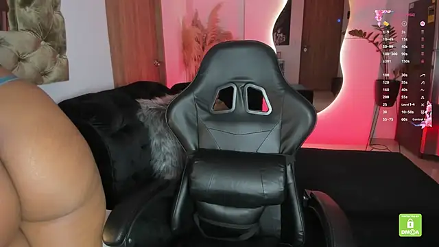 Snapshot of AmelyaMann chatting on October 16, 2025, 1:12 pm AmelyaMann online show from October 16, 2025, 1:12 pm