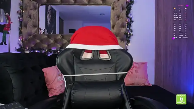 AmelyaMann online show from November 30, 2025, 1:37 pm