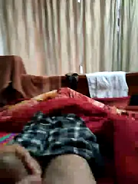 Snapshot of Nuttysub chatting on January 22, 2025, 2:26 am Nuttysub online show from January 22, 2025, 2:26 am