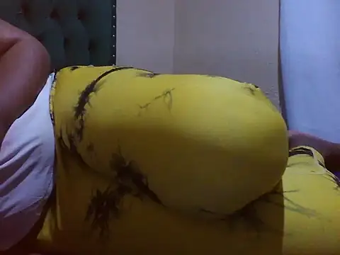 Sexy Riri online show from July 3, 2026, 9:10 pm