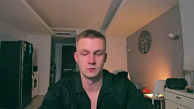 Samuel Andrew online show from October 15, 2025, 4:45 am