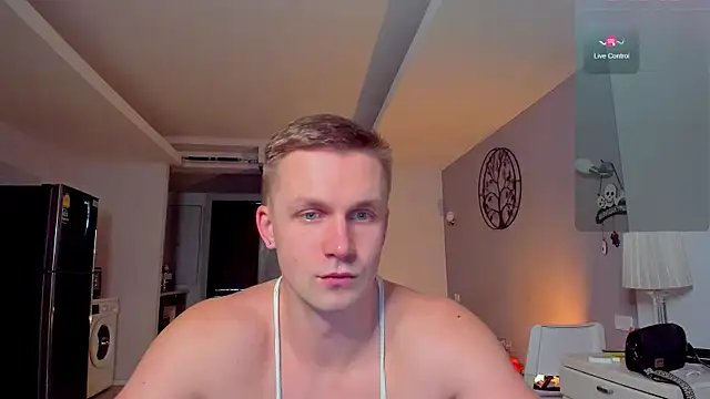 Samuel Andrew online show from December 4, 2025, 3:27 am
