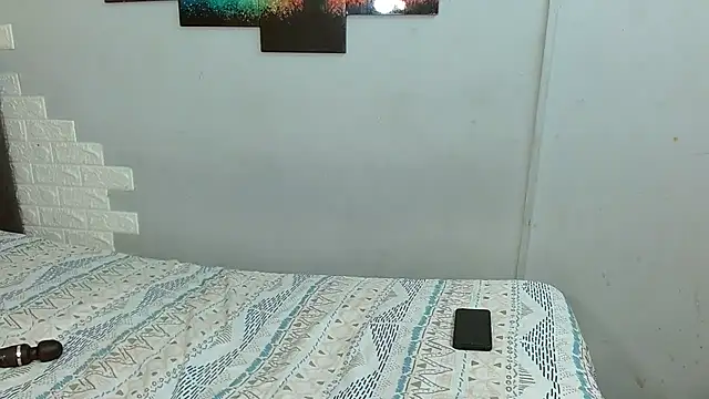 isabeautyx19 online show from October 9, 2025, 2:09 am